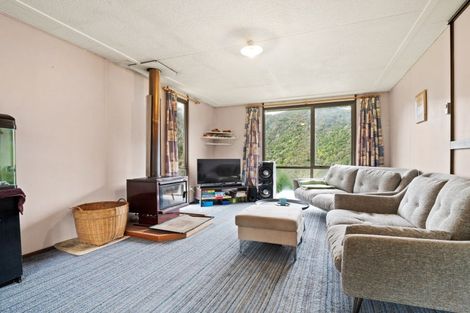 Photo of property in 8 Morepork Lane, Waipori Falls, Outram, 9073