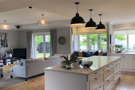 Photo of property in 98 Watford Street, Strowan, Christchurch, 8052