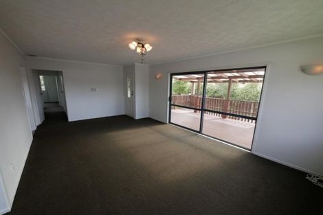 Photo of property in 313 Roscommon Road, Clendon Park, Auckland, 2103