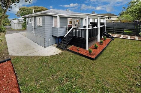 Photo of property in 4/54 View Road, Henderson, Auckland, 0612
