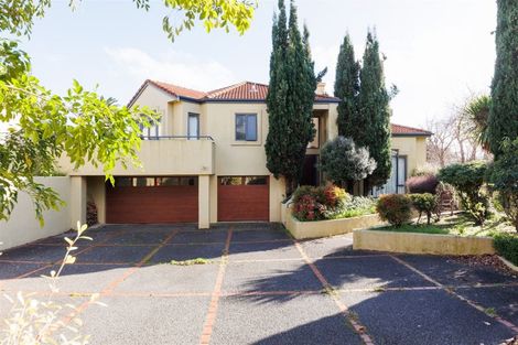 Photo of property in 5 The Oaks, Awapuni, Palmerston North, 4412