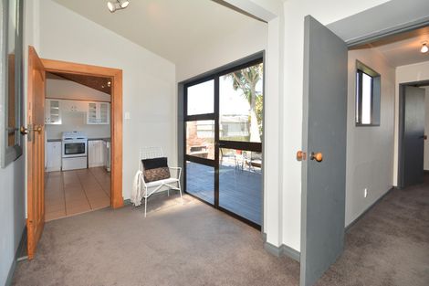Photo of property in 55 Hargest Crescent, Saint Kilda, Dunedin, 9012