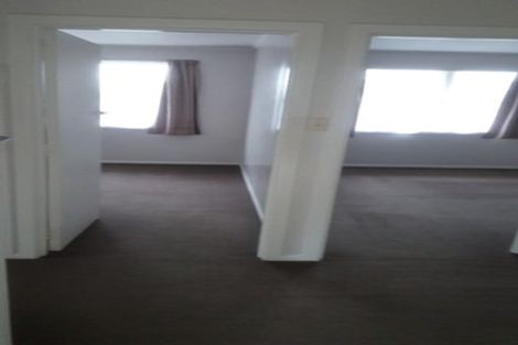 Photo of property in 2/5 Amandale Avenue, Mount Albert, Auckland, 1025