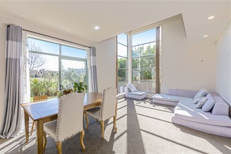 Photo of property in 33 Fingal Way, Gulf Harbour, Whangaparaoa, 0930