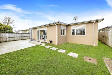 Photo of property in 30 Popokatea Drive, Takanini, 2112
