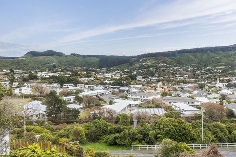 Photo of property in 19a Tawa Terrace, Tawa, Wellington, 5028