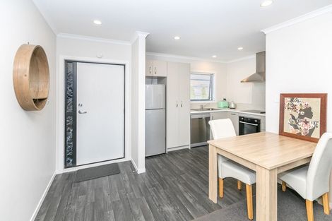 Photo of property in 8 Cosmith Lane, Frankton, Hamilton, 3204