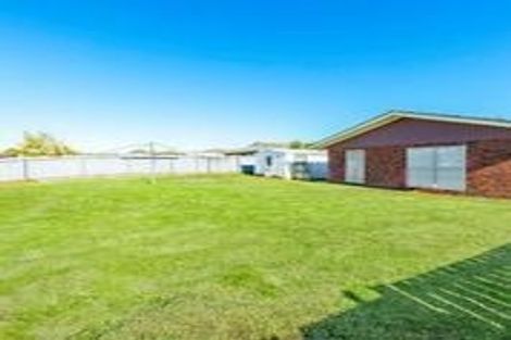 Photo of property in 68 Chelburn Crescent, Mangere East, Auckland, 2024