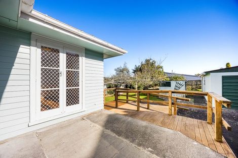 Photo of property in 116 Kervil Avenue, Te Atatu Peninsula, Auckland, 0610