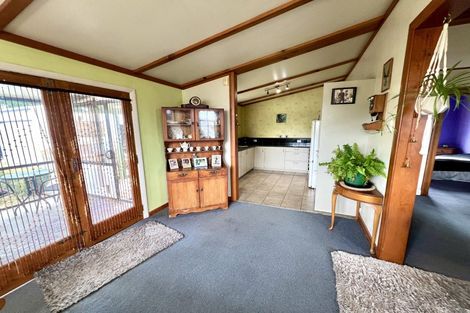 Photo of property in 353 High Street, Dannevirke, 4930
