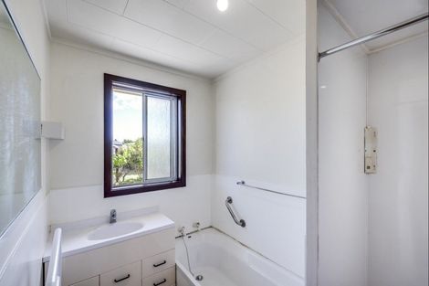 Photo of property in 5 Plunket Street, Tamatea, Napier, 4112