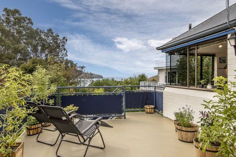 Photo of property in 13a Parau Avenue, Diamond Harbour, 8972