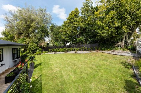 Photo of property in 55 Breadalbane Avenue, Havelock North, 4130