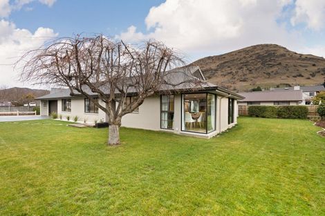 Photo of property in 11 Portree Drive, Lower Shotover, Queenstown, 9371