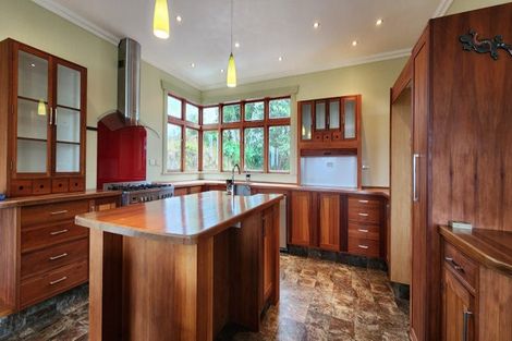 Photo of property in 49 Donnelly Street, Oakura, 4314