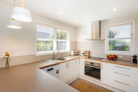 Photo of property in 64 Long Melford Road, Awapuni, Palmerston North, 4412