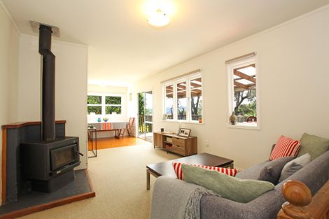 Photo of property in 6b Cross Street, Raglan, 3225