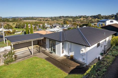 Photo of property in 17a Humber Crescent, Gate Pa, Tauranga, 3112