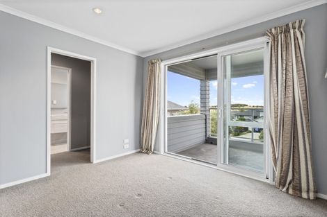 Photo of property in 45 Maylee Crescent, Gulf Harbour, Whangaparaoa, 0930
