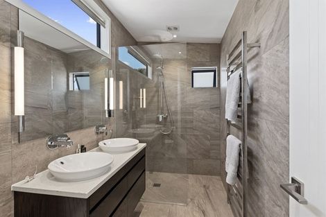 Photo of property in 39a Regent Street, Devonport, Auckland, 0624