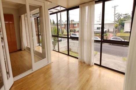 Photo of property in 46 Tiraumea Drive, Pakuranga, Auckland, 2010