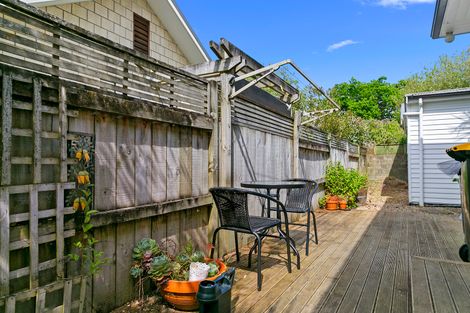 Photo of property in 21 Williams Street, Cambridge, 3434