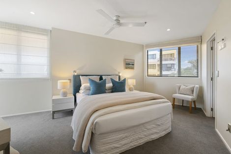 Photo of property in 4/5d The Promenade, Takapuna, Auckland, 0622