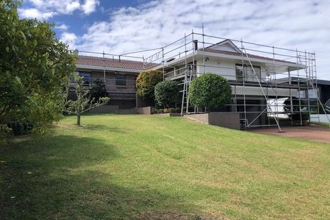 Photo of property in 7 Puawai Place, Northcote, Auckland, 0627