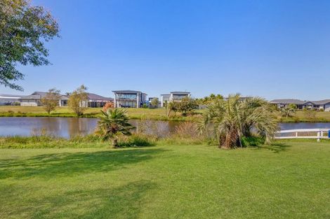 Photo of property in 42 Cassinia Close, Papamoa Beach, Papamoa, 3118