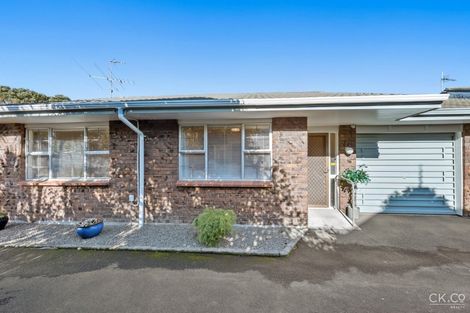 Photo of property in 43a Ludlam Crescent, Woburn, Lower Hutt, 5010