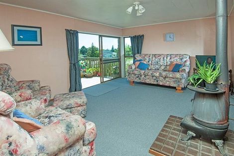 Photo of property in 2/24 Tango Place, Henderson, Auckland, 0610