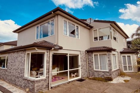 Photo of property in 25a Bluefin Way, West Harbour, Auckland, 0618