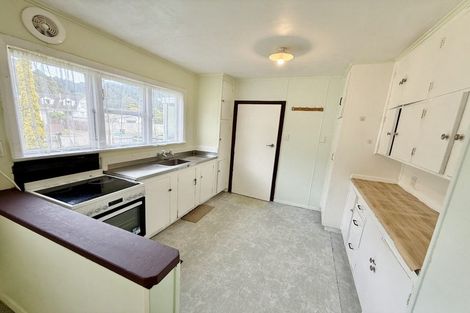 Photo of property in 1/18 Eldon Grove, Taita, Lower Hutt, 5019