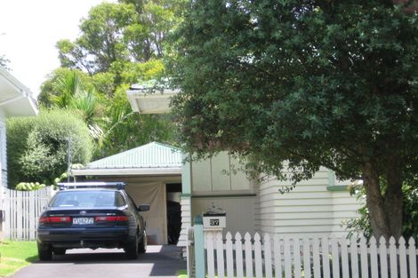 Photo of property in 37 Kitenui Avenue, Mount Albert, Auckland, 1025