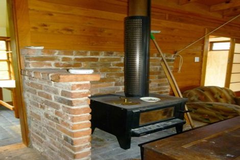 Photo of property in 70 Oxley Crescent, Broad Bay, Dunedin, 9014