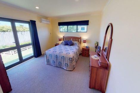 Photo of property in 1 Almond Grove, Feilding, 4702
