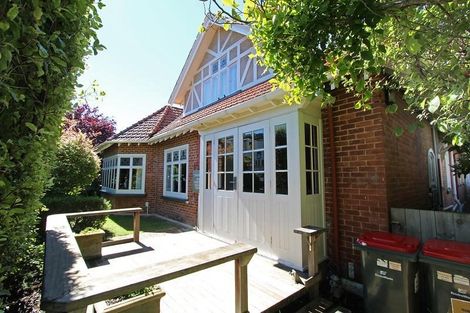 Photo of property in 526 George Street, North Dunedin, Dunedin, 9016