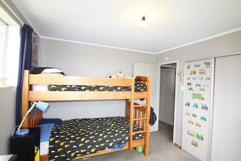 Photo of property in 8 Dale Crescent, East Gore, Gore, 9710