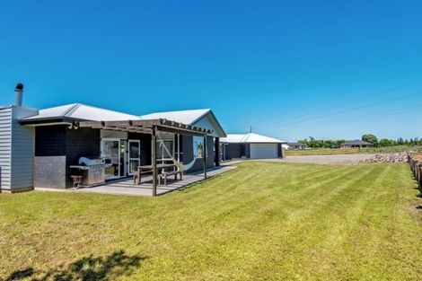 Photo of property in 69 Williams Road, Tokomaru, Palmerston North, 4474
