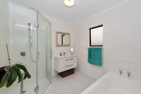 Photo of property in 5 Stirling Place, Dinsdale, Hamilton, 3204