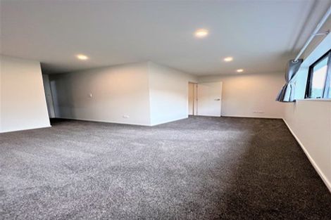 Photo of property in 17b Lavery Place, Sunnynook, Auckland, 0632