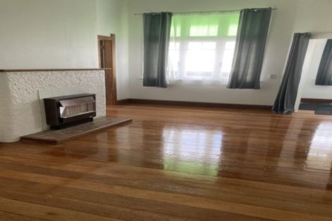 Photo of property in 6 Hurworth Place, College Estate, Whanganui, 4500