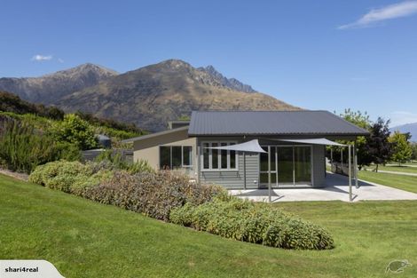 Photo of property in 44 Springbank Grove, Lower Shotover, Queenstown, 9371