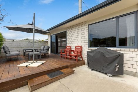 Photo of property in 14 Annandale Street, Lynmouth, New Plymouth, 4310