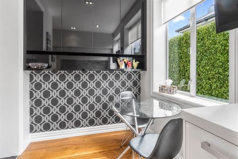 Photo of property in 48 Cox Street, Merivale, Christchurch, 8014