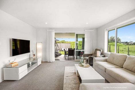 Photo of property in 7 Magnolia Lane, Kelvin Grove, Palmerston North, 4414