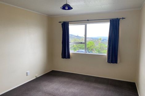 Photo of property in 15 Sunhaven Drive, Newlands, Wellington, 6037