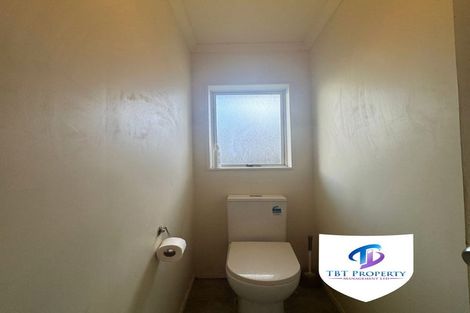 Photo of property in 10 Portrush Lane, Takanini, 2112