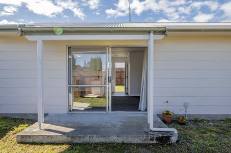 Photo of property in 33b Balmoral Street, Levin, 5510