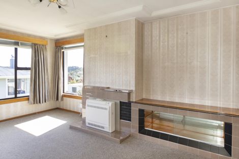 Photo of property in 18 Arrow Crescent, Holmes Hill, Oamaru, 9401